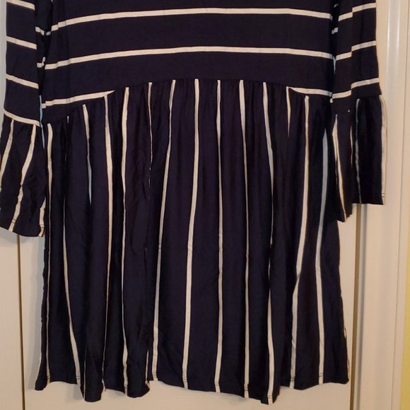 Navy Maternity Top - Picture 2 of 4